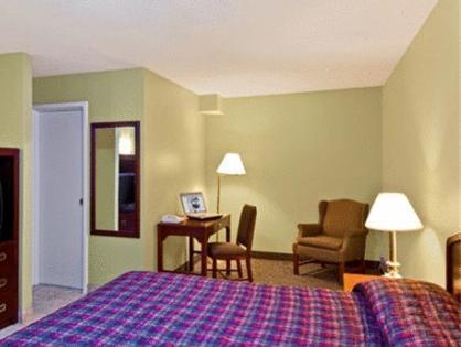 Burlington Inn Motel